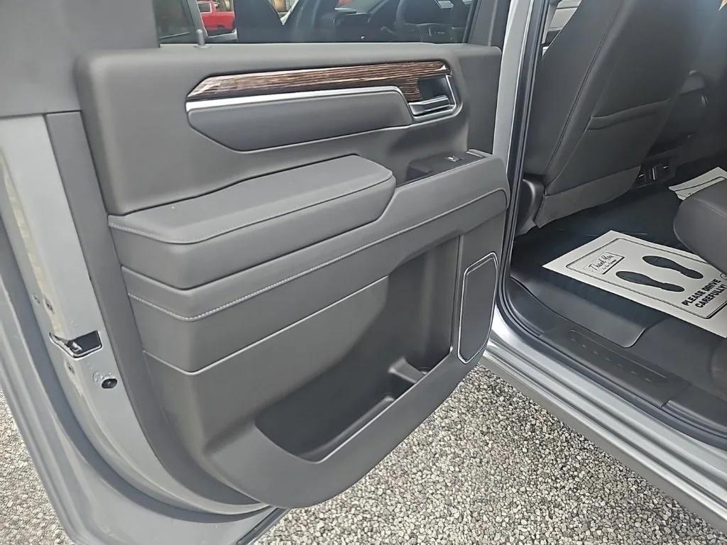 new 2026 GMC Sierra 2500 car, priced at $71,540