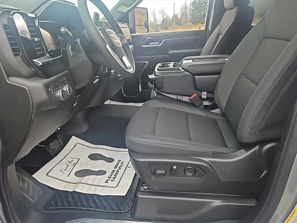 new 2026 GMC Sierra 2500 car, priced at $71,540