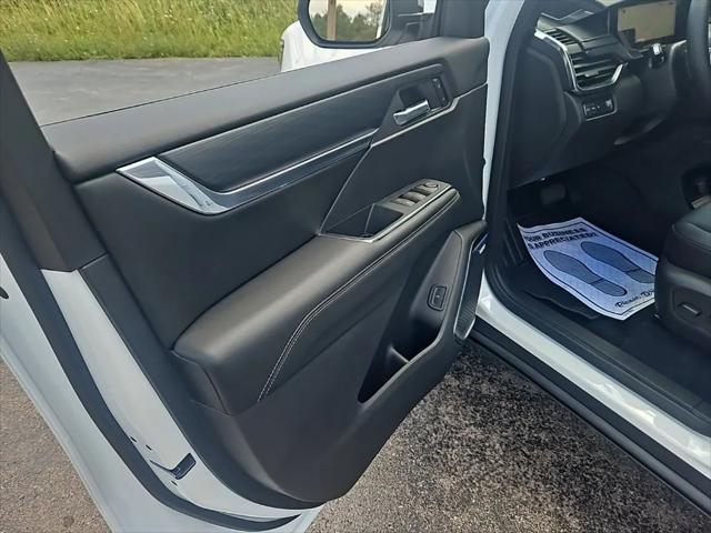 new 2025 GMC Acadia car, priced at $48,125