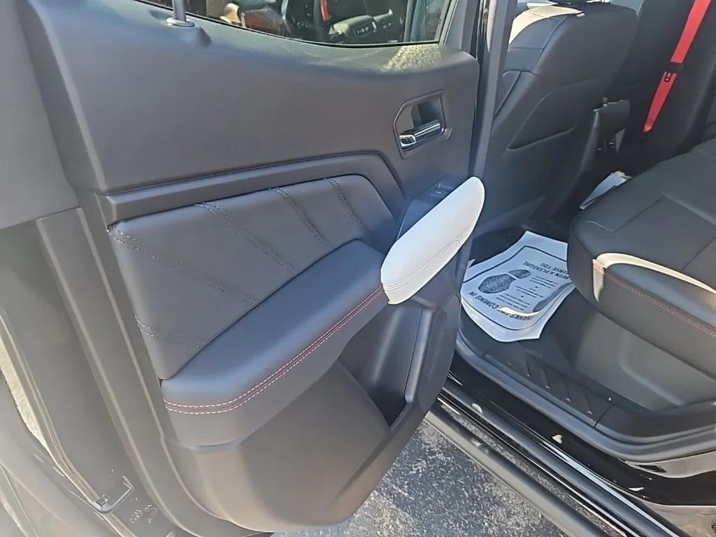 new 2025 GMC Canyon car, priced at $55,775