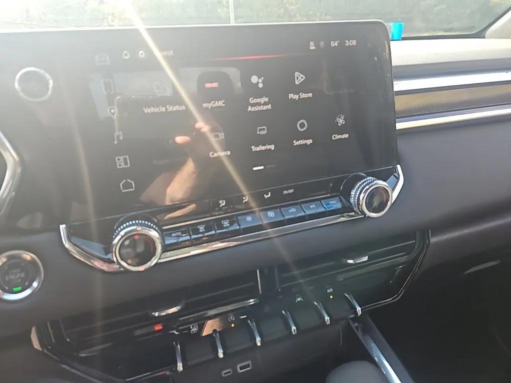 new 2026 GMC Canyon car, priced at $43,225