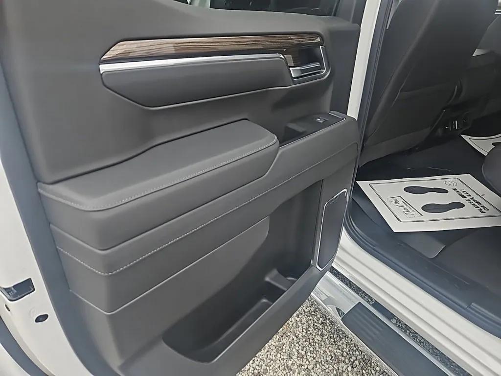 new 2026 Chevrolet Silverado 1500 car, priced at $51,195