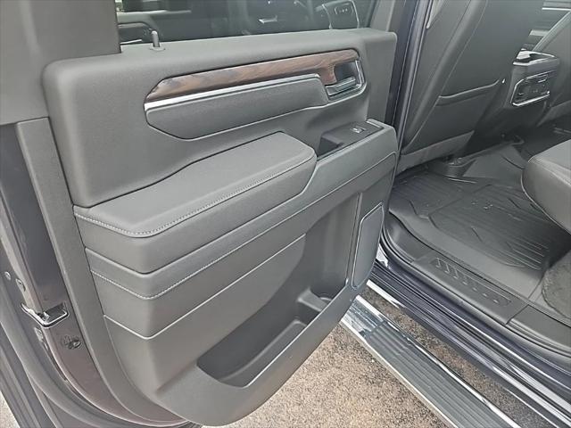 new 2025 GMC Sierra 2500 car, priced at $67,630