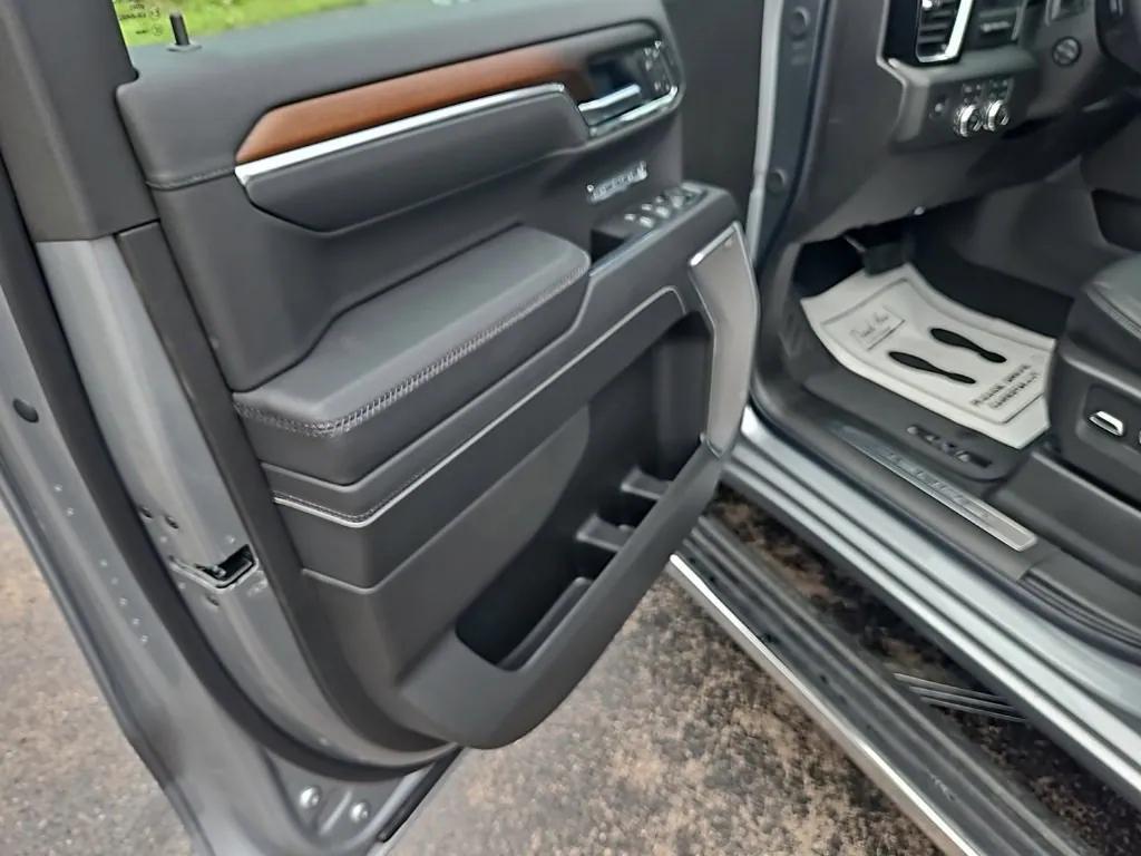 new 2026 GMC Sierra 1500 car, priced at $73,295