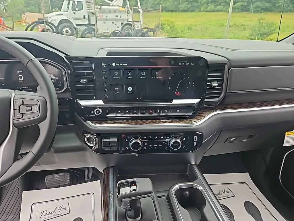 new 2026 GMC Sierra 1500 car, priced at $61,975