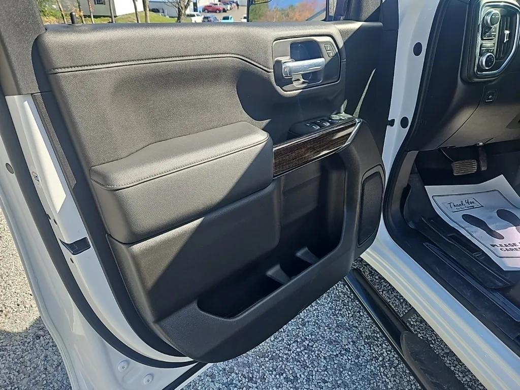 used 2020 GMC Sierra 1500 car, priced at $31,800