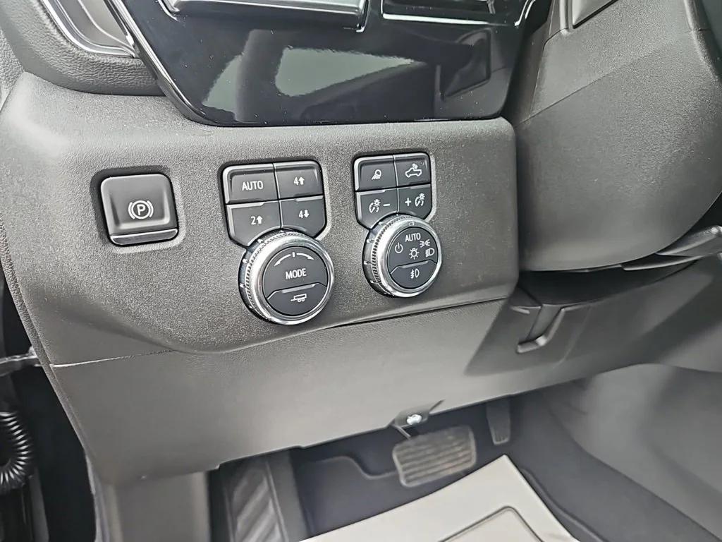 new 2025 GMC Sierra 2500 car, priced at $80,465