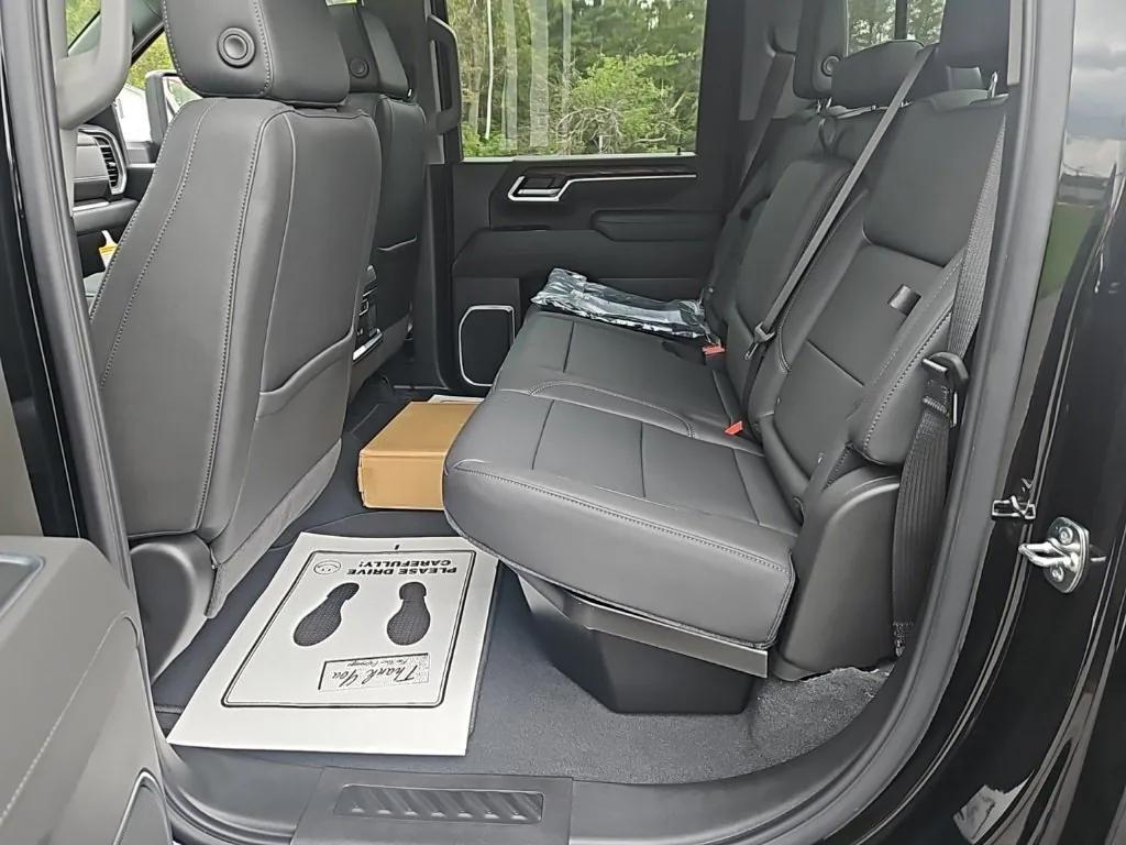 new 2025 GMC Sierra 2500 car, priced at $80,465