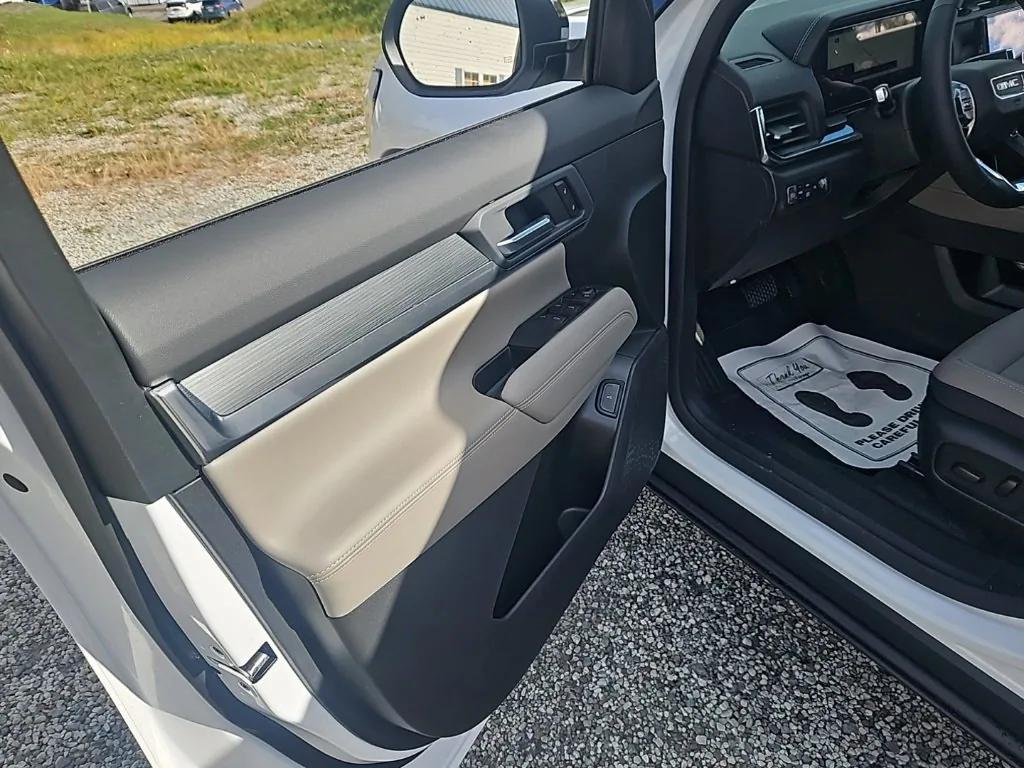new 2026 GMC Terrain car, priced at $38,185