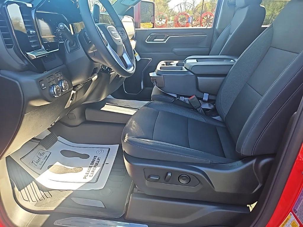 new 2026 GMC Sierra 2500 car, priced at $61,550