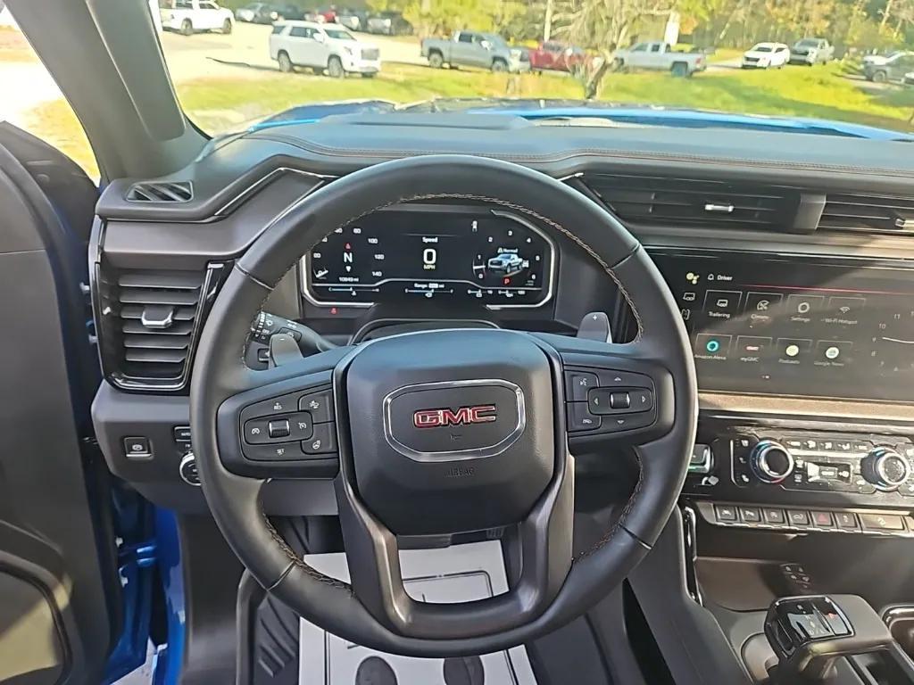 used 2023 GMC Sierra 1500 car, priced at $53,900