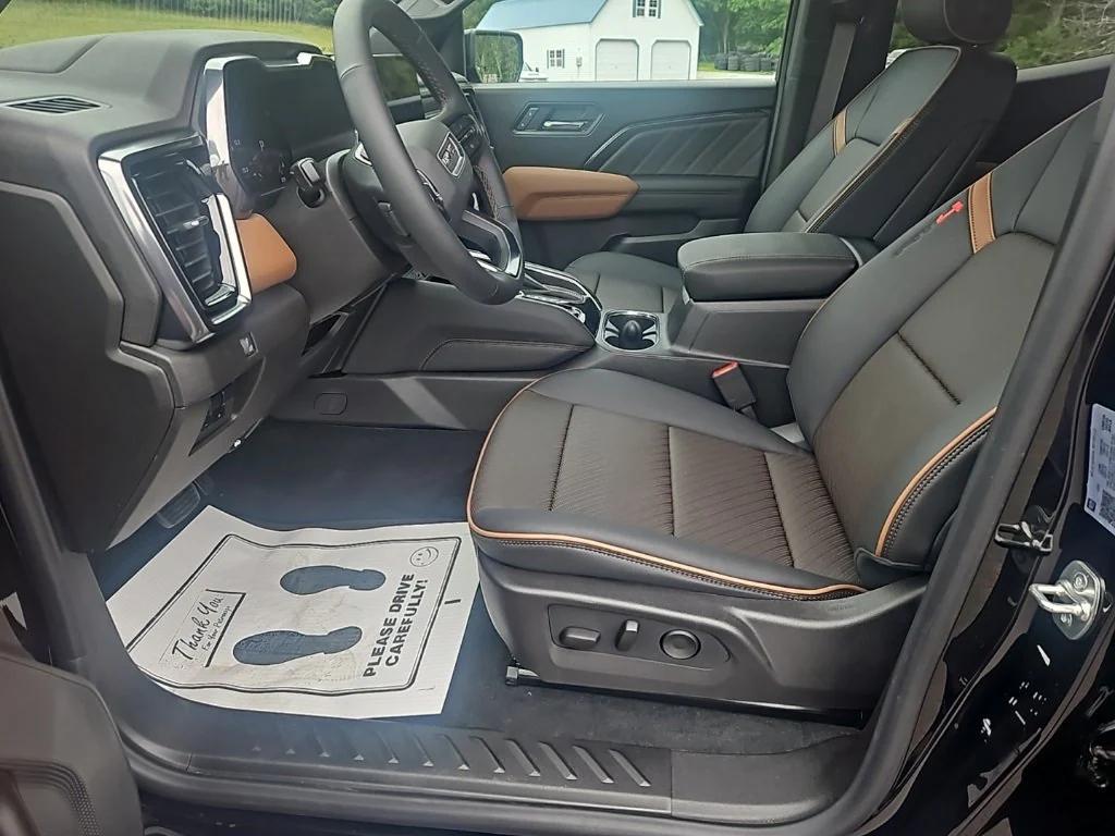 new 2025 GMC Canyon car, priced at $49,755