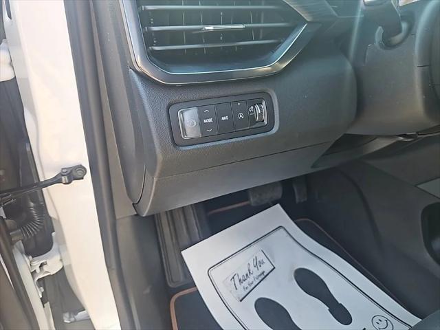 new 2025 GMC Acadia car, priced at $52,895