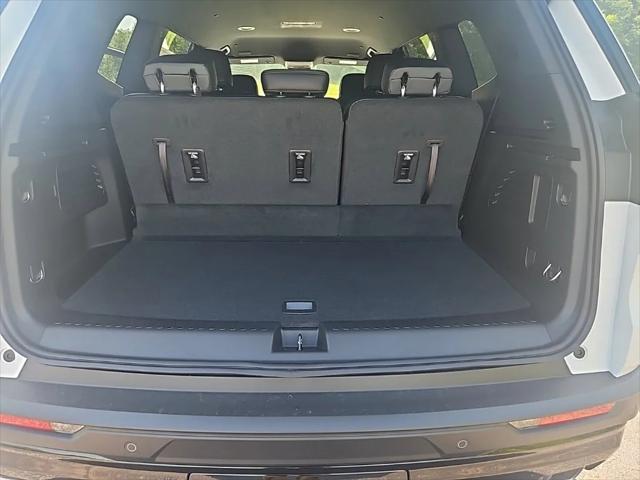 new 2025 GMC Acadia car, priced at $52,895
