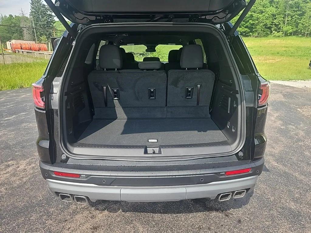 new 2025 GMC Acadia car, priced at $39,490