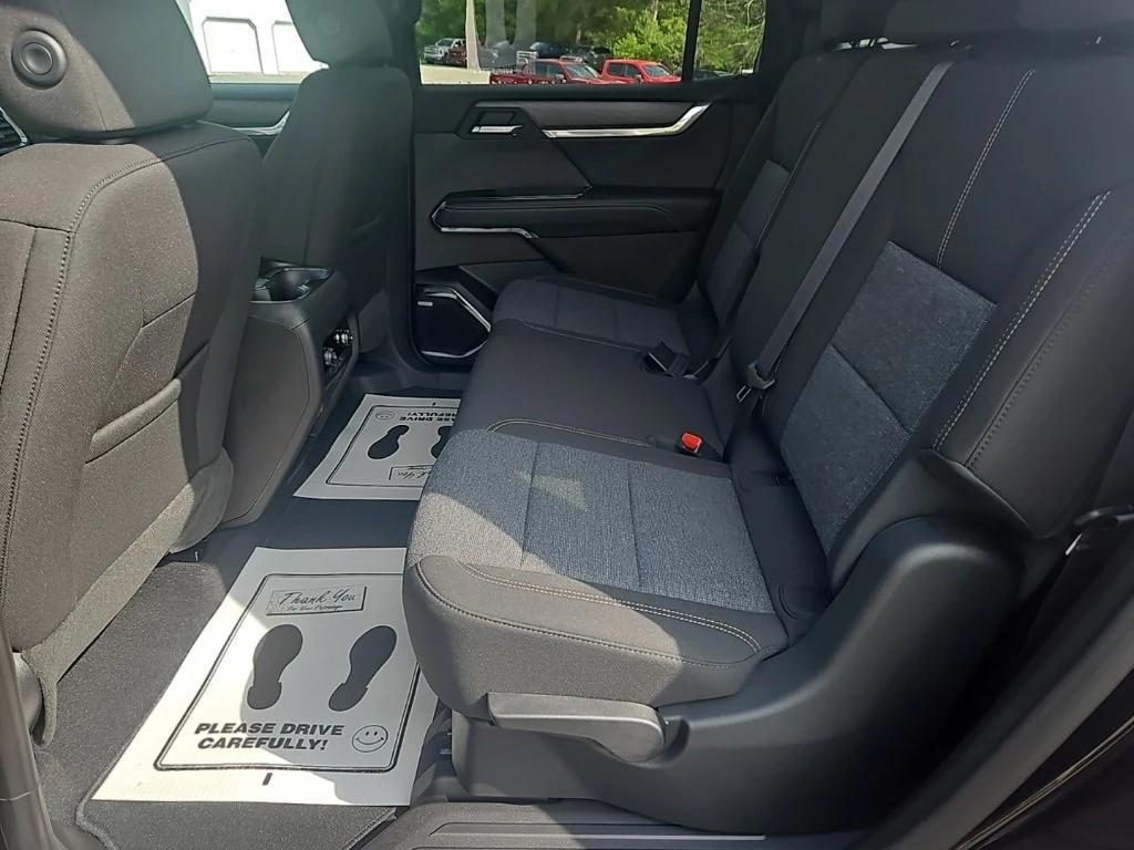 new 2025 GMC Acadia car, priced at $39,490