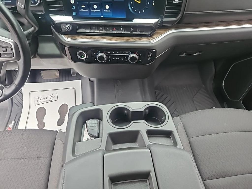 used 2022 Chevrolet Silverado 1500 car, priced at $36,900
