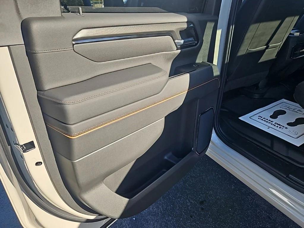 new 2026 GMC Sierra 3500 car, priced at $86,130