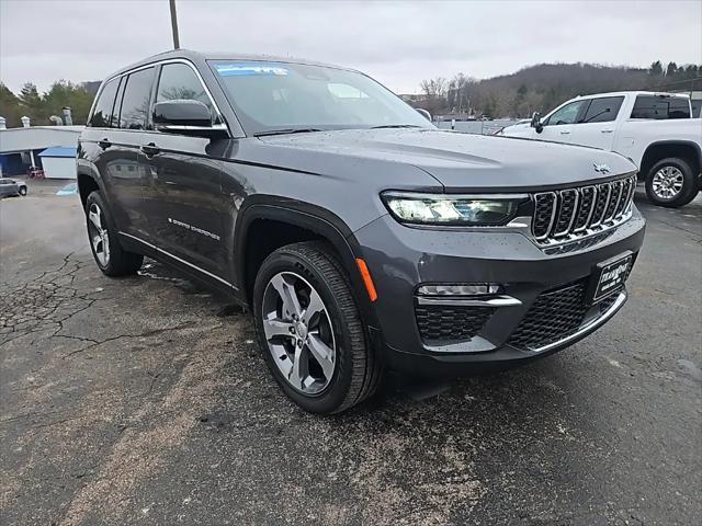 used 2022 Jeep Grand Cherokee car, priced at $38,900