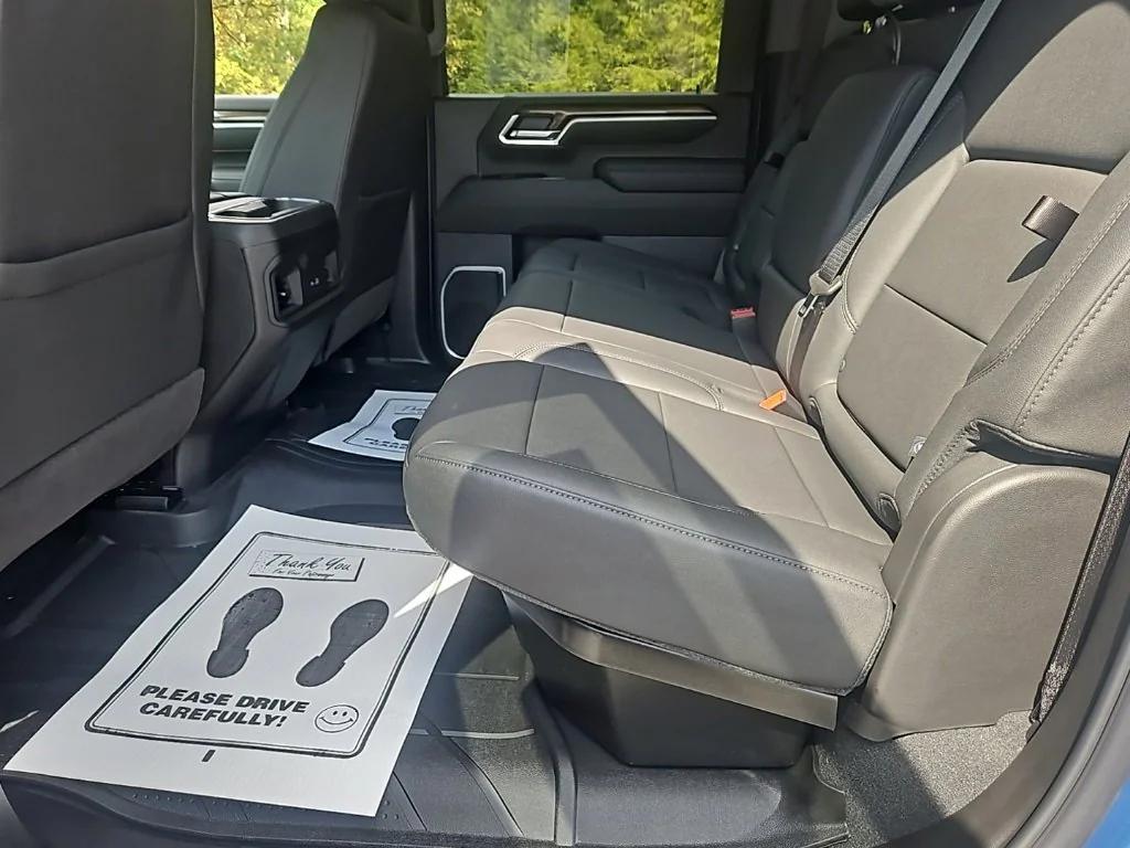 new 2026 Chevrolet Silverado 3500 car, priced at $78,060