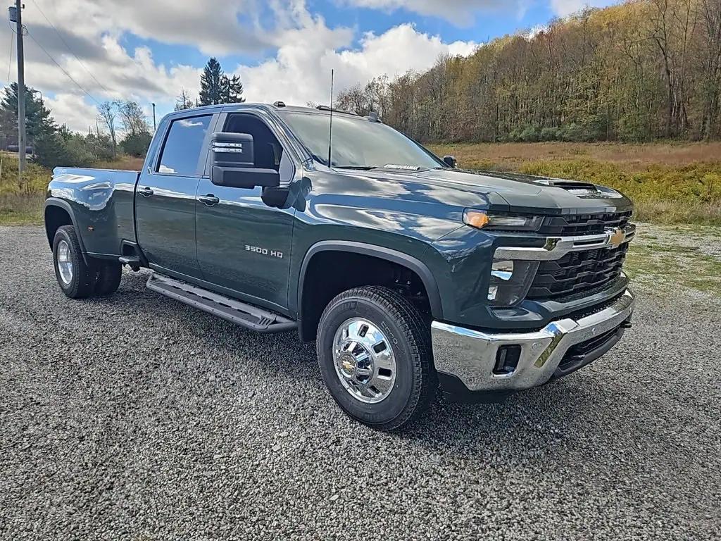 new 2026 Chevrolet Silverado 3500 car, priced at $77,725