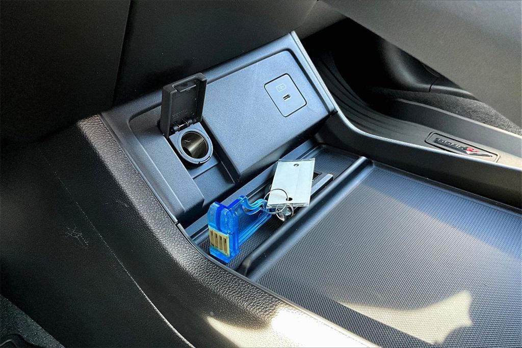 new 2026 Acura RDX car, priced at $52,650