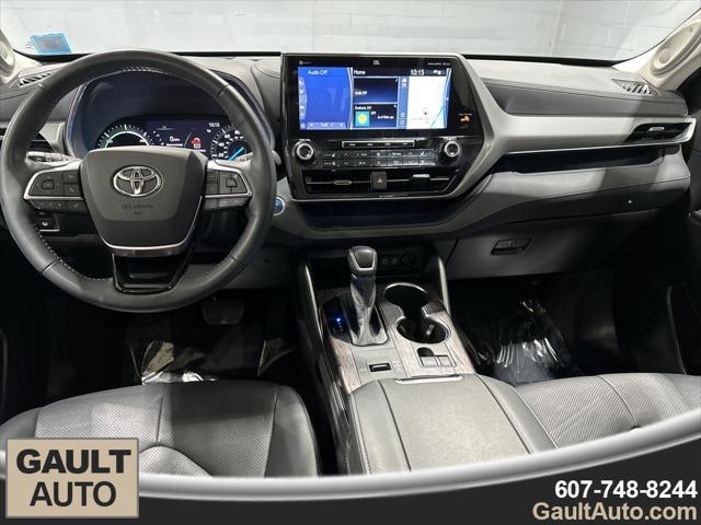 used 2021 Toyota Highlander Hybrid car, priced at $44,559