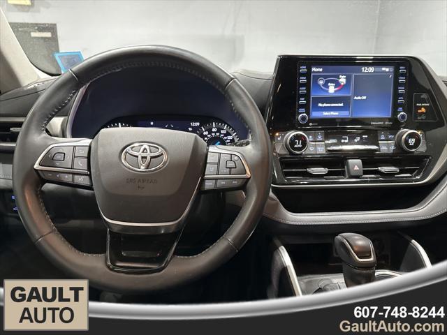 used 2021 Toyota Highlander Hybrid car, priced at $37,722