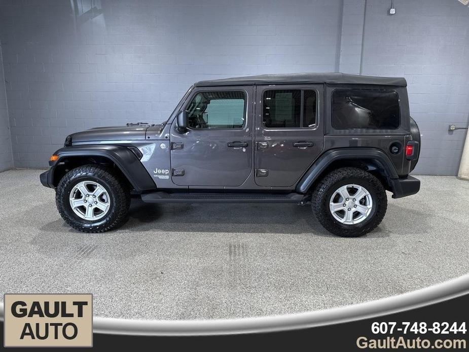 used 2018 Jeep Wrangler Unlimited car, priced at $29,977