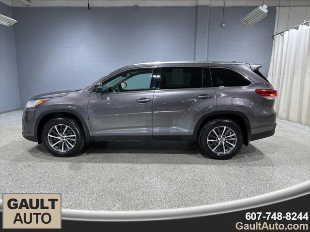 used 2019 Toyota Highlander car, priced at $25,990