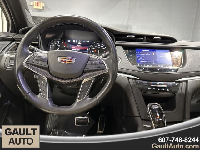 used 2021 Cadillac XT5 car, priced at $26,989