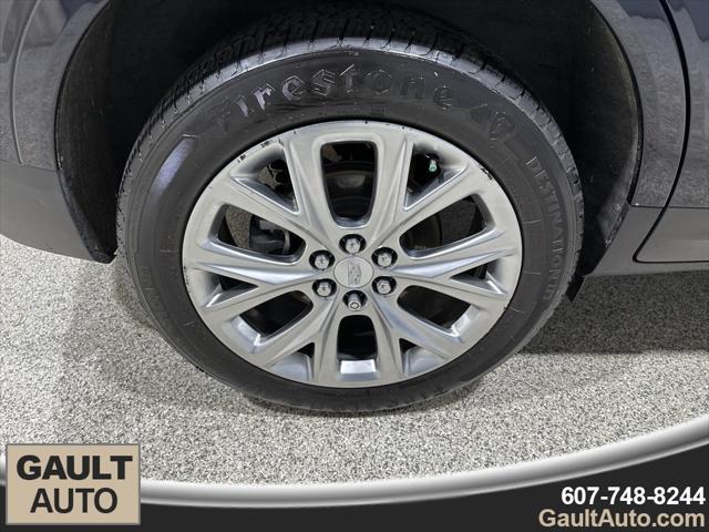 used 2021 Cadillac XT5 car, priced at $26,989