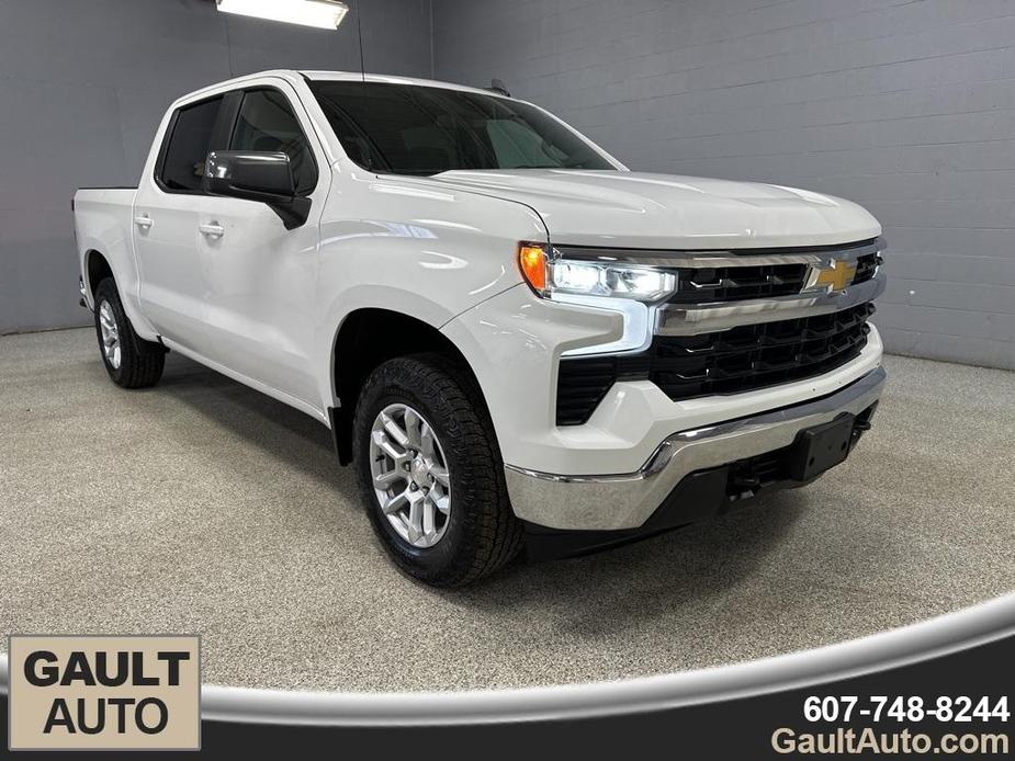 used 2022 Chevrolet Silverado 1500 car, priced at $40,109