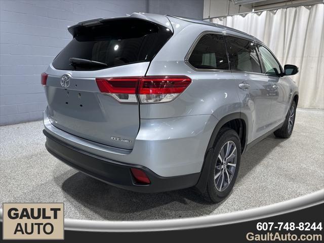 used 2019 Toyota Highlander car, priced at $28,490