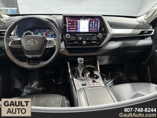 used 2021 Toyota Highlander Hybrid car, priced at $43,990