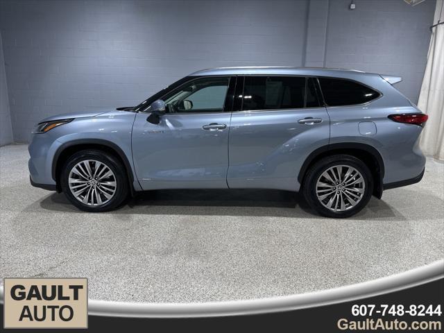 used 2021 Toyota Highlander Hybrid car, priced at $43,990