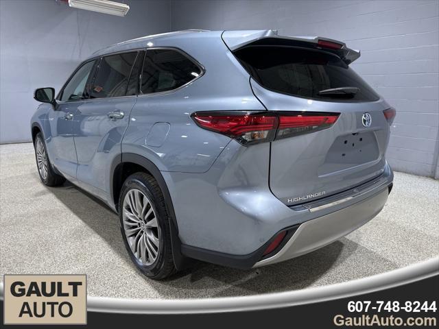 used 2021 Toyota Highlander Hybrid car, priced at $43,990