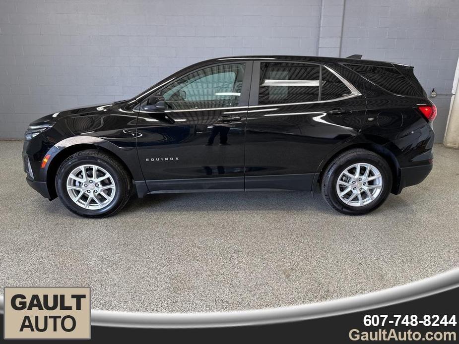 used 2022 Chevrolet Equinox car, priced at $24,282
