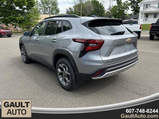 new 2025 Chevrolet Trax car, priced at $25,221