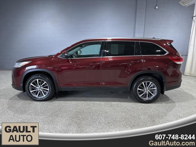 used 2019 Toyota Highlander car