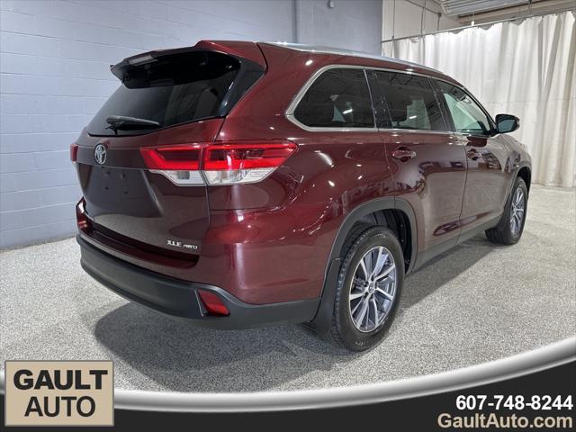 used 2019 Toyota Highlander car