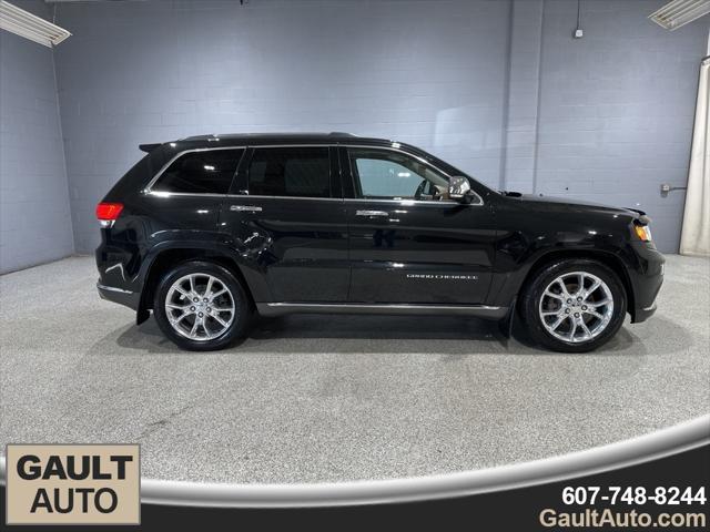 used 2015 Jeep Grand Cherokee car, priced at $19,490