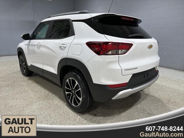 new 2025 Chevrolet TrailBlazer car, priced at $27,475