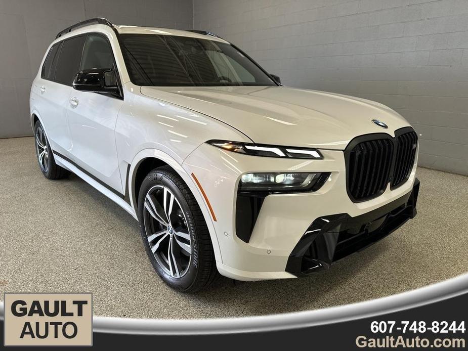 new 2025 BMW X7 car, priced at $119,660