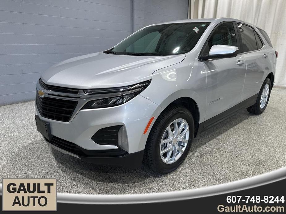 used 2022 Chevrolet Equinox car, priced at $21,617