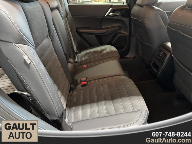 used 2024 Mitsubishi Outlander car, priced at $28,372