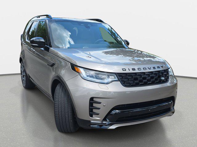 new 2025 Land Rover Discovery car, priced at $83,318