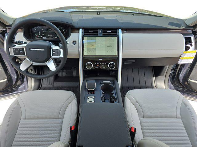 new 2025 Land Rover Discovery car, priced at $74,353