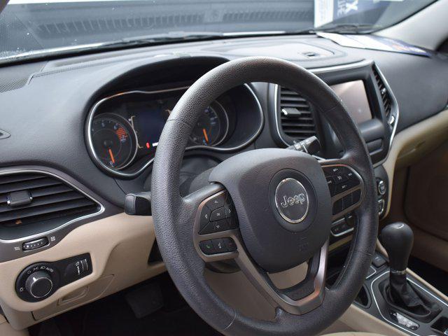 used 2020 Jeep Cherokee car, priced at $14,899