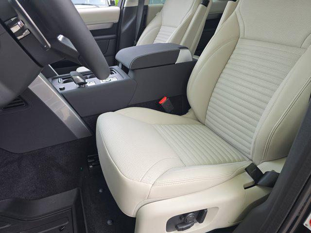 new 2025 Land Rover Discovery car, priced at $72,488
